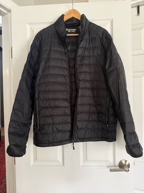 Men’s HEATKEEP Lightweight Quilted Puffer Jacket – Black – Size M